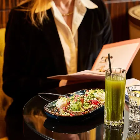 Hotel Sofitel Le Faubourg 5*