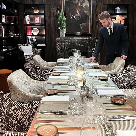 Sofitel Le Faubourg 5* Paryż