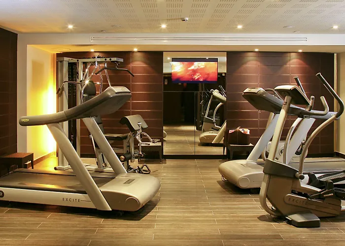 מלון Sofitel Le Faubourg 5*
