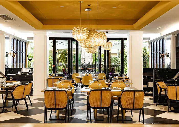 Sofitel Le Faubourg Szálloda Párizs