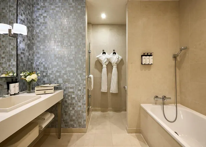 Sofitel Le Faubourg Szálloda 5*
